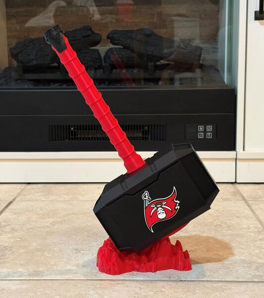 Bucs Hammer (1 of 4)